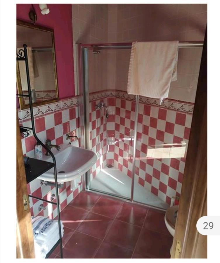 La Casina Roja - Santolaya De Cabranes Vila Arboleya Exterior foto