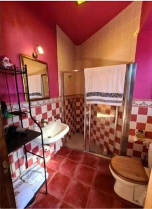La Casina Roja - Santolaya De Cabranes Vila Arboleya Exterior foto