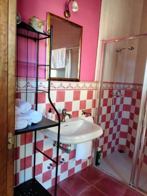 La Casina Roja - Santolaya De Cabranes Vila Arboleya Exterior foto